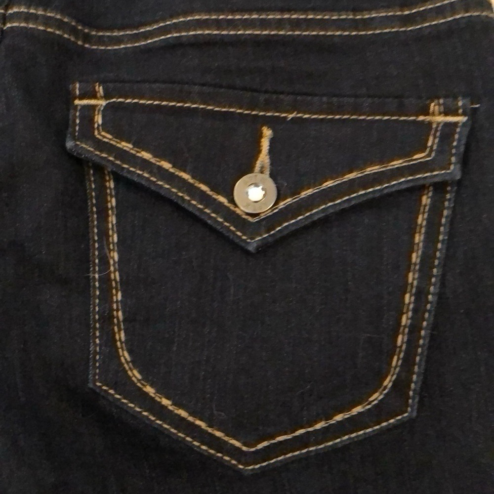 APT. 9 CAPRI DARK WASH DENIM BLUE JEANS SIZE 6 - Picture 6 of 11